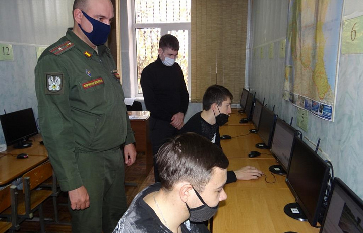 Внутришкольный квалификационный экзамен в учебном взводе № 04 категории «С»