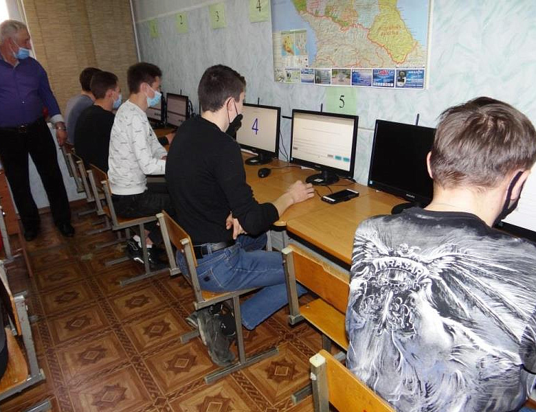 Внутришкольный квалификационный экзамен в учебном взводе № 04 категории «С»